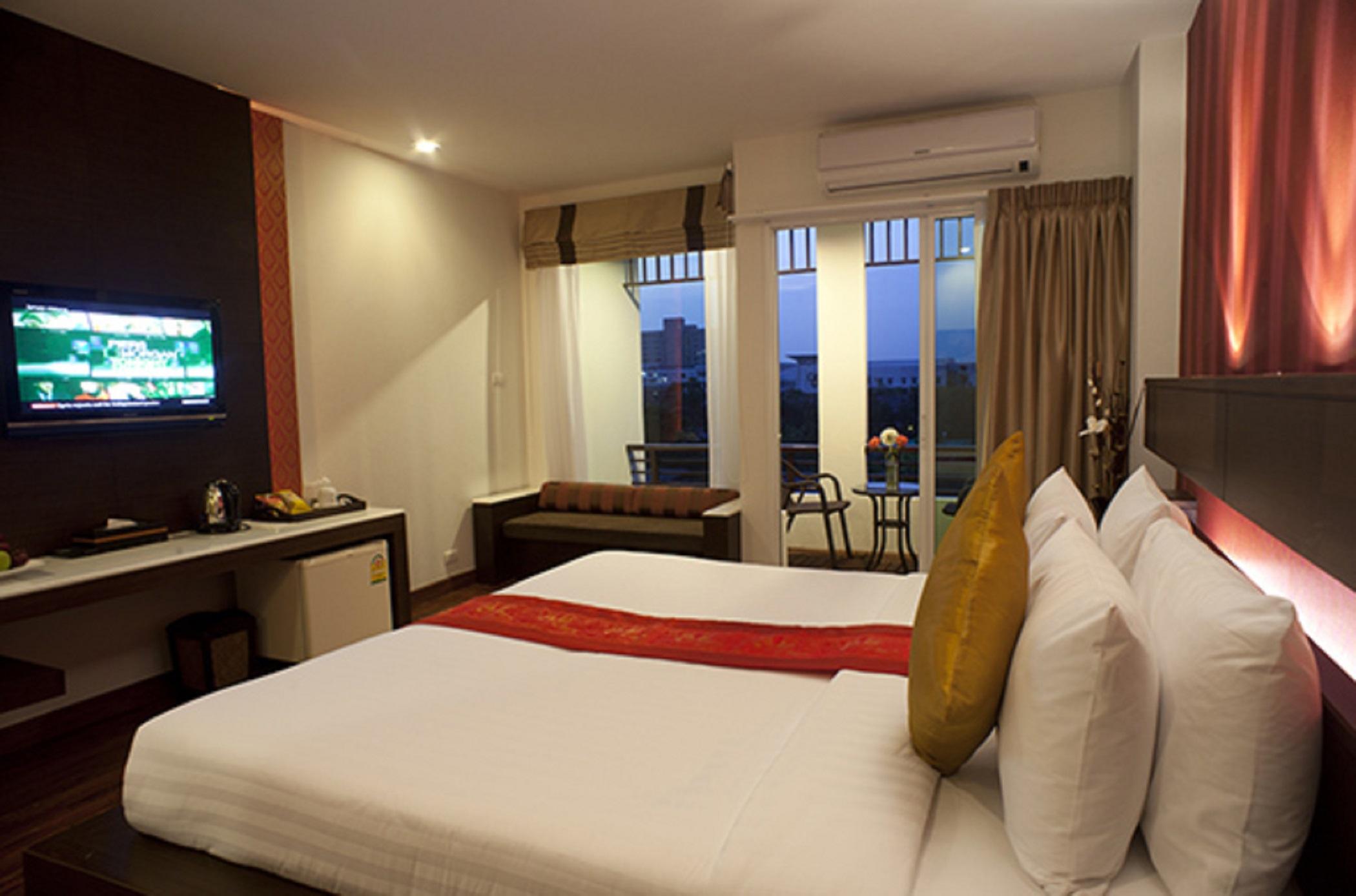 Suvarnabhumi Suite Hotel Бангкок Экстерьер фото