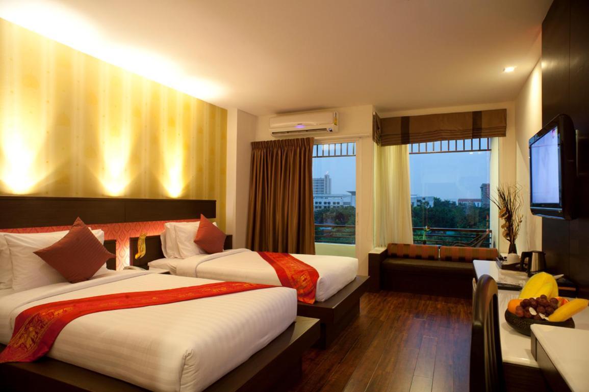 Suvarnabhumi Suite Hotel Бангкок Экстерьер фото